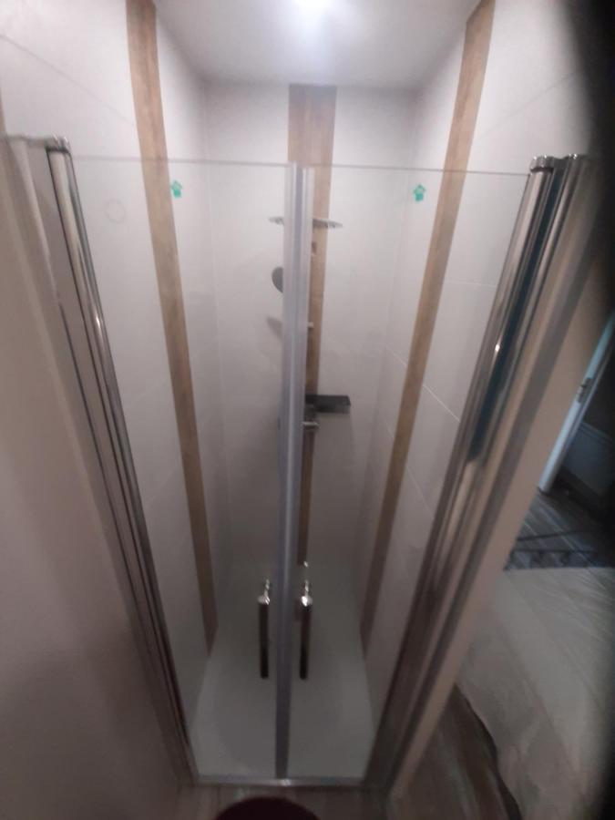 3 Apt T2 Cosy De 40 A 50 M2 Ideal Pour Un Deplacement Pro " Les Iris " ブール・サン・タンデオル エクステリア 写真
