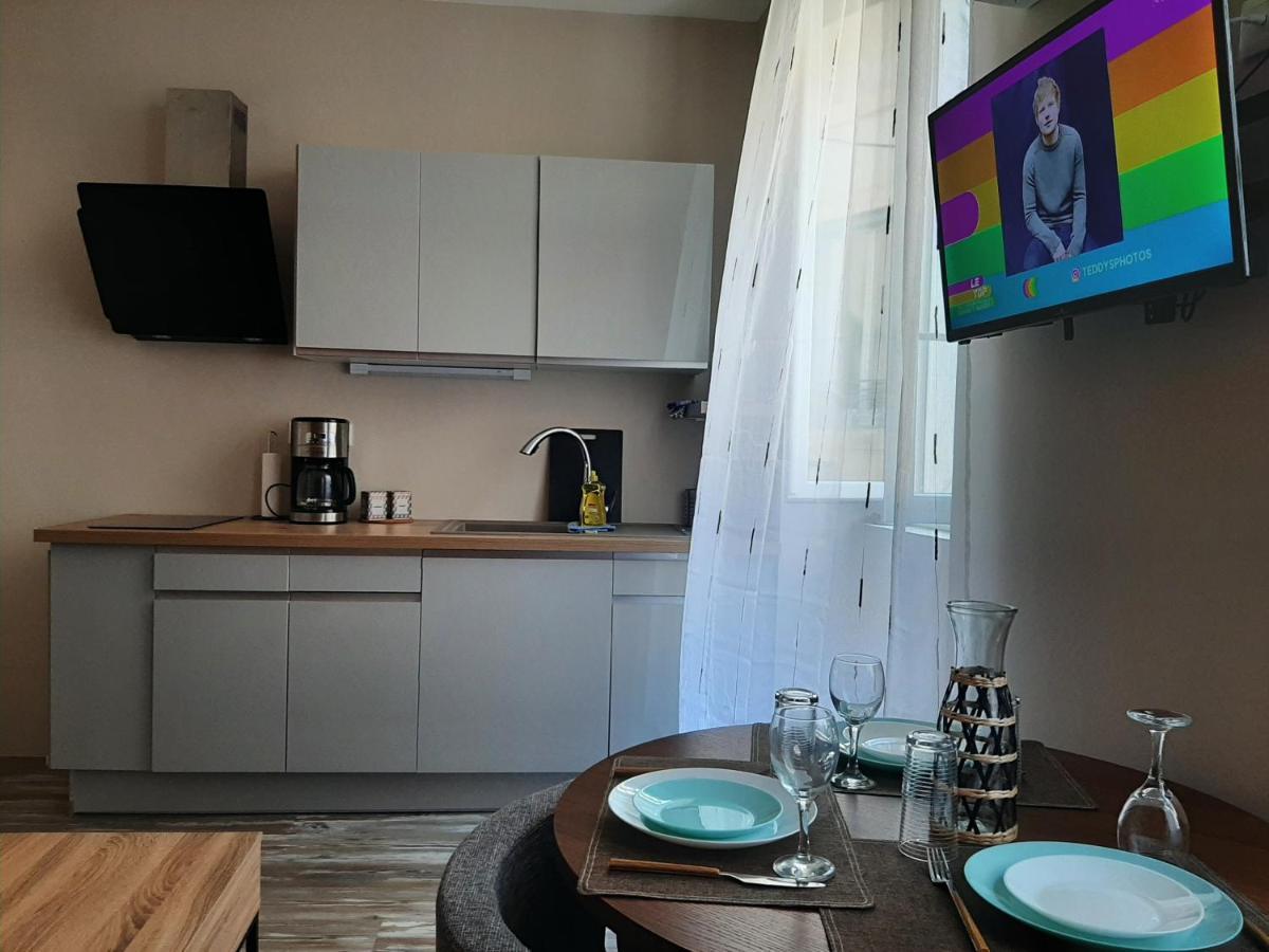 3 Apt T2 Cosy De 40 A 50 M2 Ideal Pour Un Deplacement Pro " Les Iris " ブール・サン・タンデオル エクステリア 写真